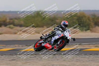 media/Sep-11-2022-SoCal Trackdays (Sun) [[81b7e951af]]/Turn 7 (1145am)/